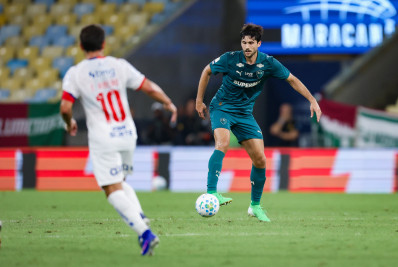 Fluminense terá zagueiro com poucas chances com Zubeldía em 10 meses