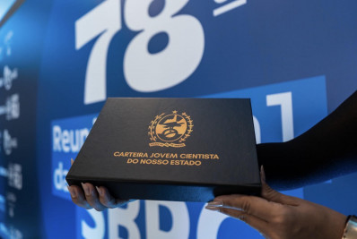 Estande da FAPERJ reuniu público durante a 78ª Reunião Anual da SBPC