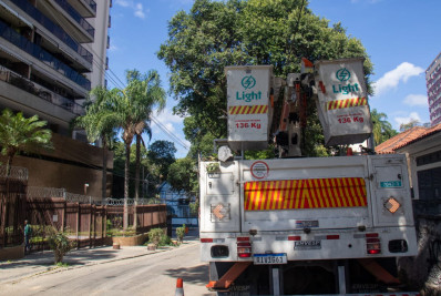 Fornecimento de luz é totalmente restabelecido no Rio após ventania