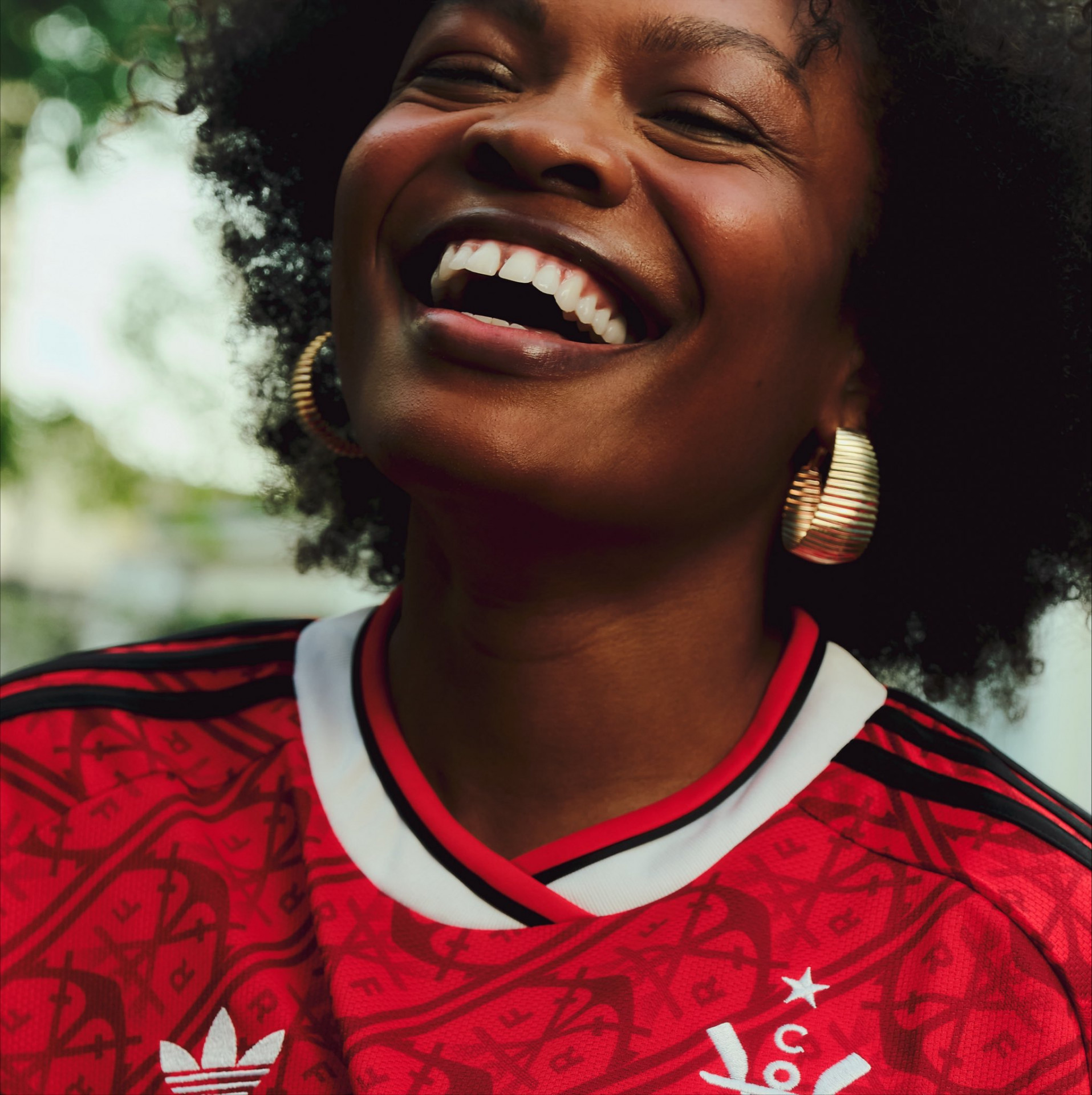 Uniforme lidera a campanha 'Segue o Mengo' - Divulgação / Adidas