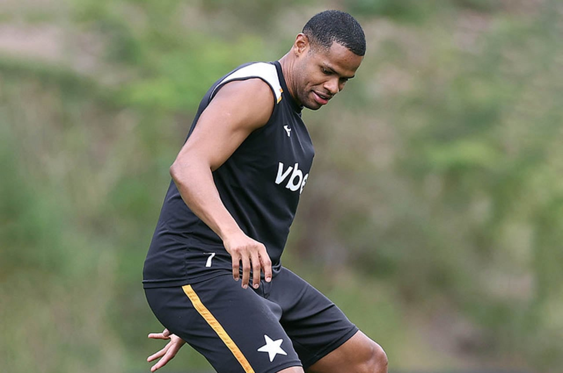 Botafogo se reapresenta com novidades