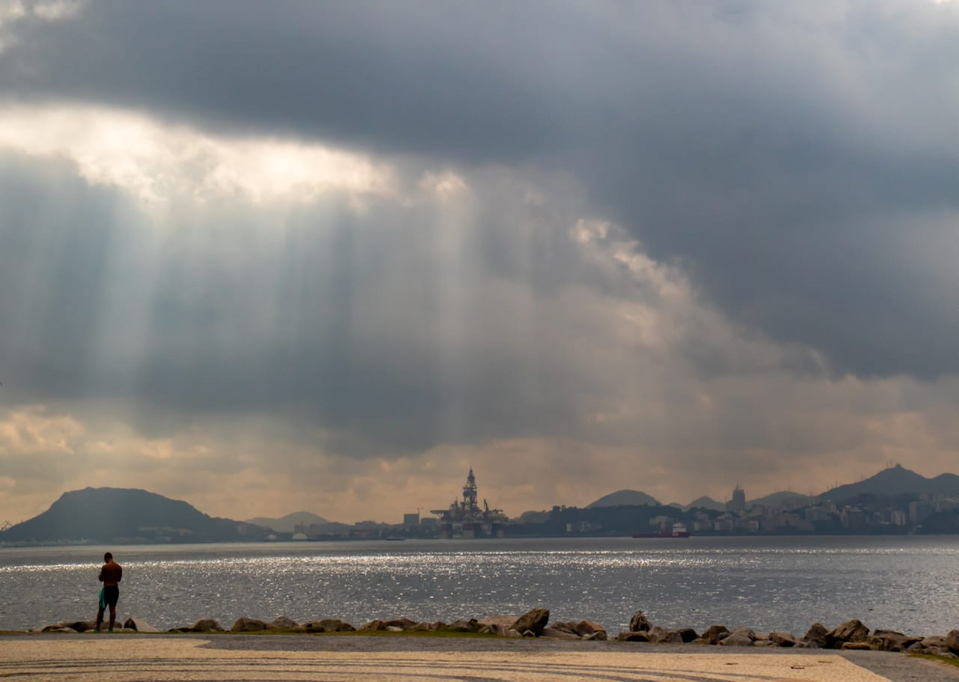 Sexta-feira é de céu fechado, mas fim de semana será de tempo firme no Rio - Érica Martin / Agência O DIA