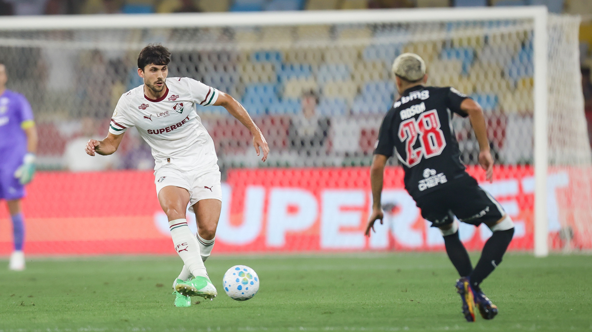 Igor Rabello e Adson em ação no clássico entre Vasco e Fluminense, no Maracanã - Marcelo Gonçalves / Fluminense FC