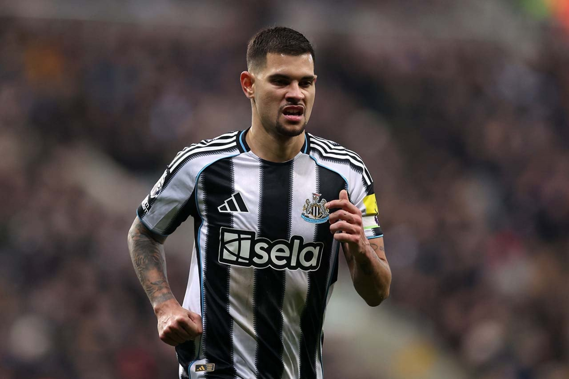 Arsenal acerta contrata&ccedil;&atilde;o de Bruno Guimar&atilde;es, diz site