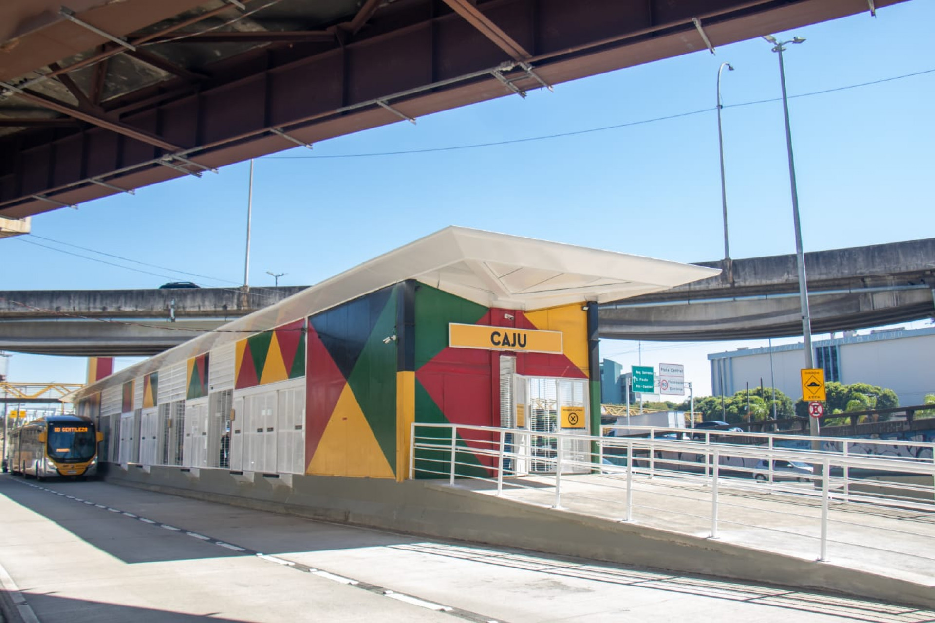Estação Caju BRT foi inaugurada neste sábado (1º) - Érica Martin/Agência O DIA