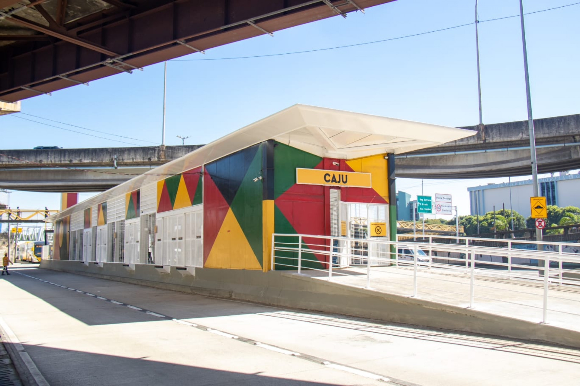 Estação Caju BRT foi inaugurada neste sábado (1º) - Érica Martin/Agência O DIA