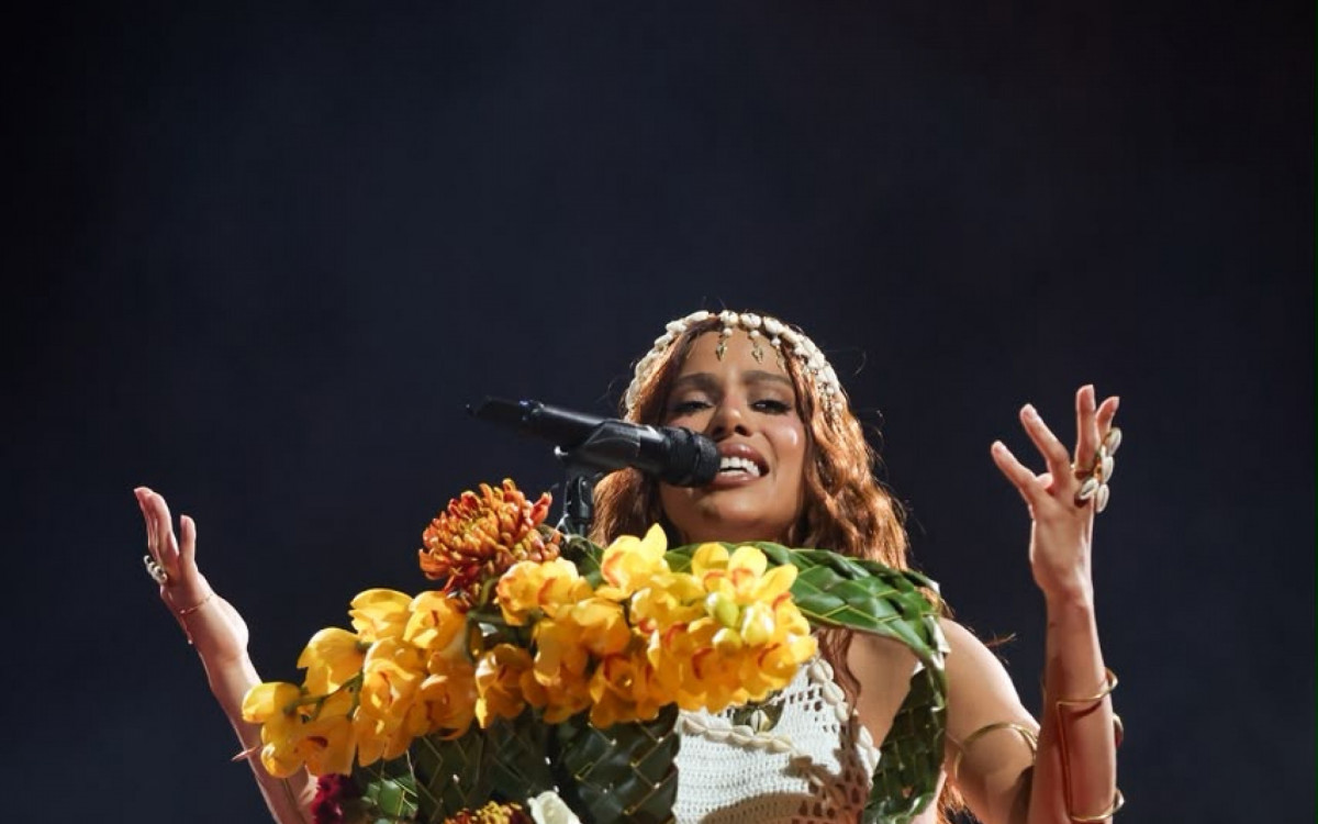 Anitta deu in&iacute;cio &agrave; turn&ecirc; 'Equilibrvm' em Porto Alegre