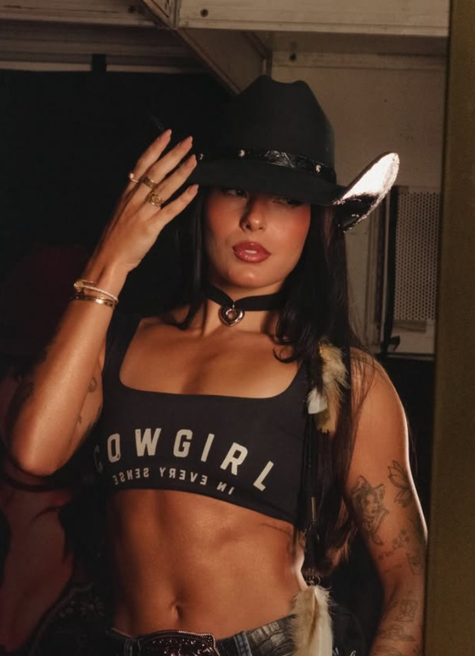 Ana Castela vestiu look de boiadeira e encantou web ao publicar fotos no Instagram - Reprodução / Instagram