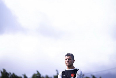 Vasco x Santos: onde assistir, escalações e arbitragem