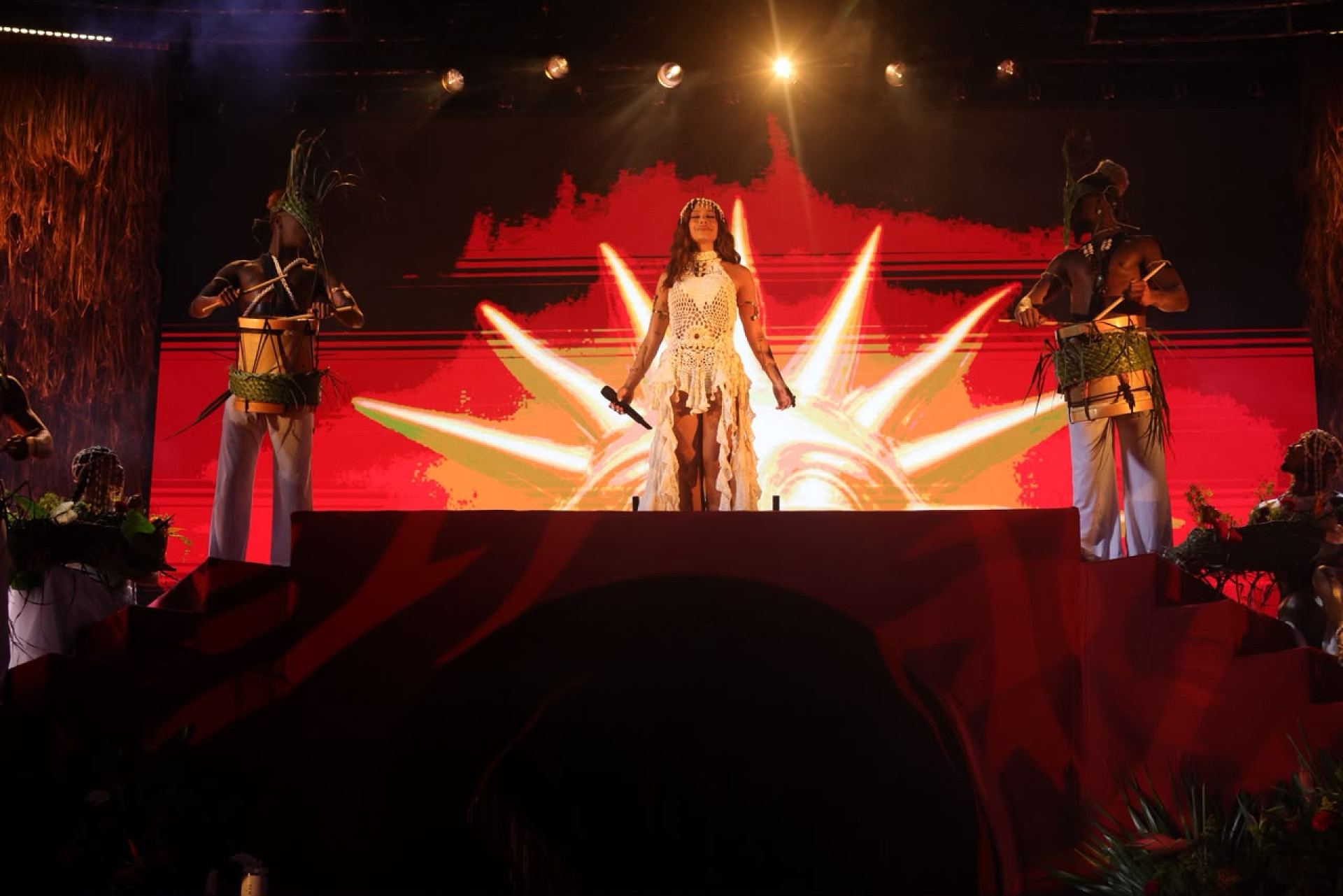 Anitta deu início à turnê 'Equilibrvm' em Porto Alegre - Lucas Ramos / Brazil News