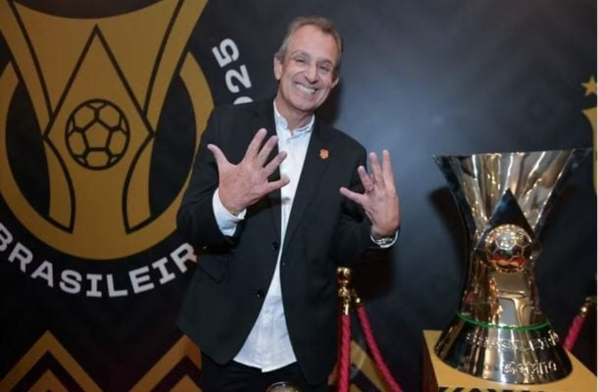 Flamengo ultrapassa R$ 900 milh&otilde;es em contrata&ccedil;&otilde;es na gest&atilde;o Bap