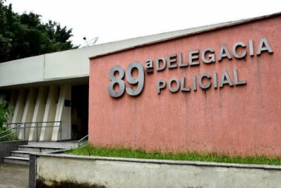Mulher e adolescente são baleados em Resende