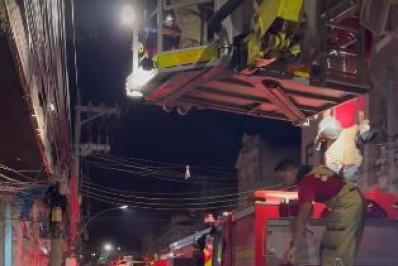Incêndio em imóvel deixa mulher ferida no Centro 