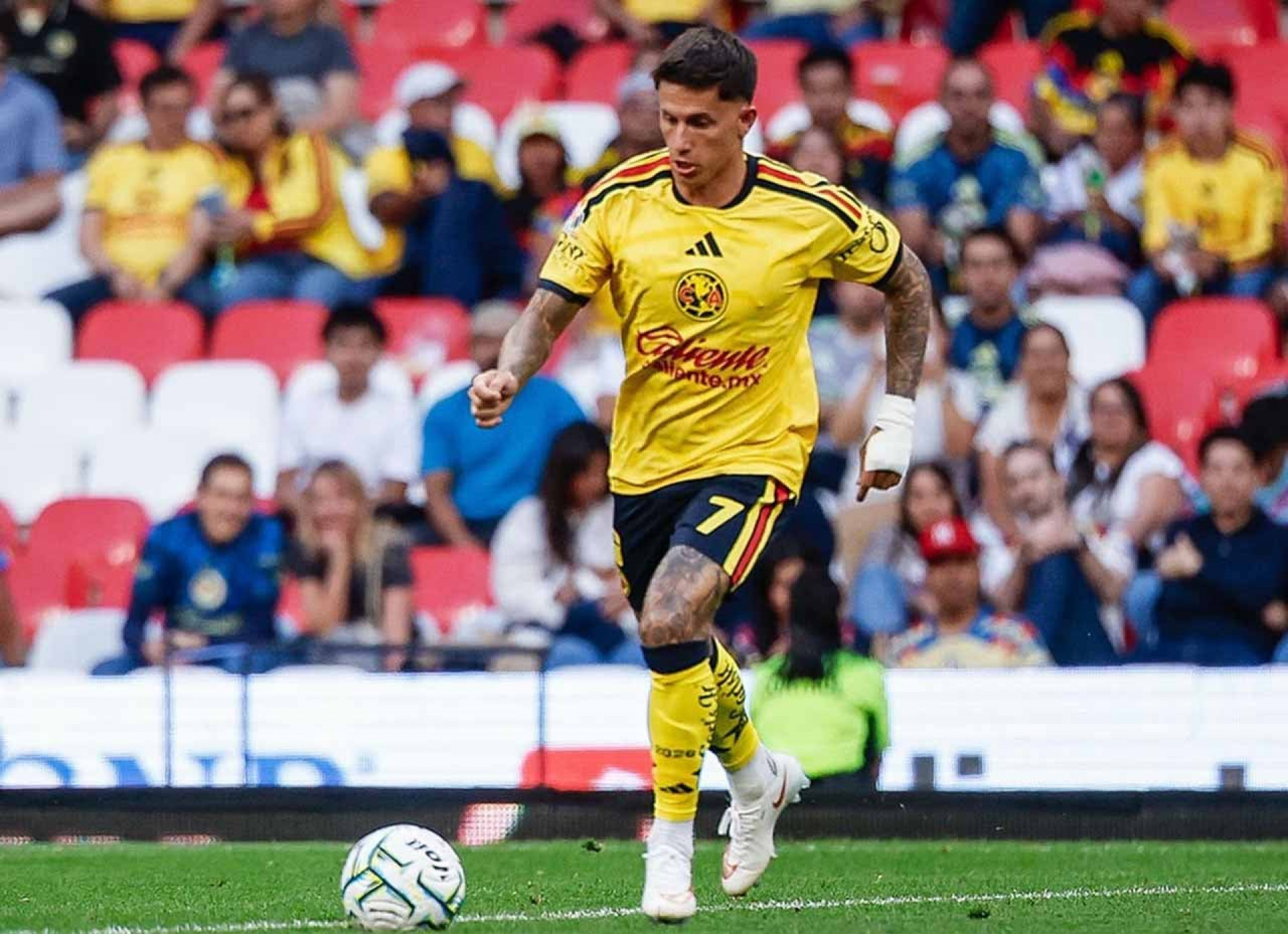 Cruzeiro insiste por Brian Rodr&iacute;guez, do Am&eacute;rica-MEX
