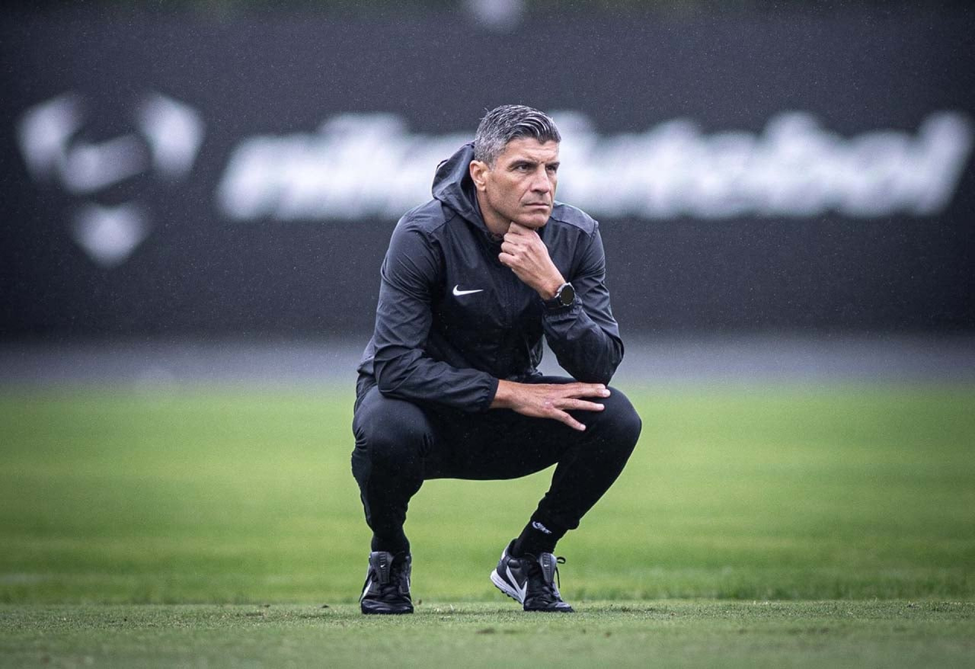Vasco mostra evolu&ccedil;&atilde;o e come&ccedil;a se adaptar a Pedro Emanuel