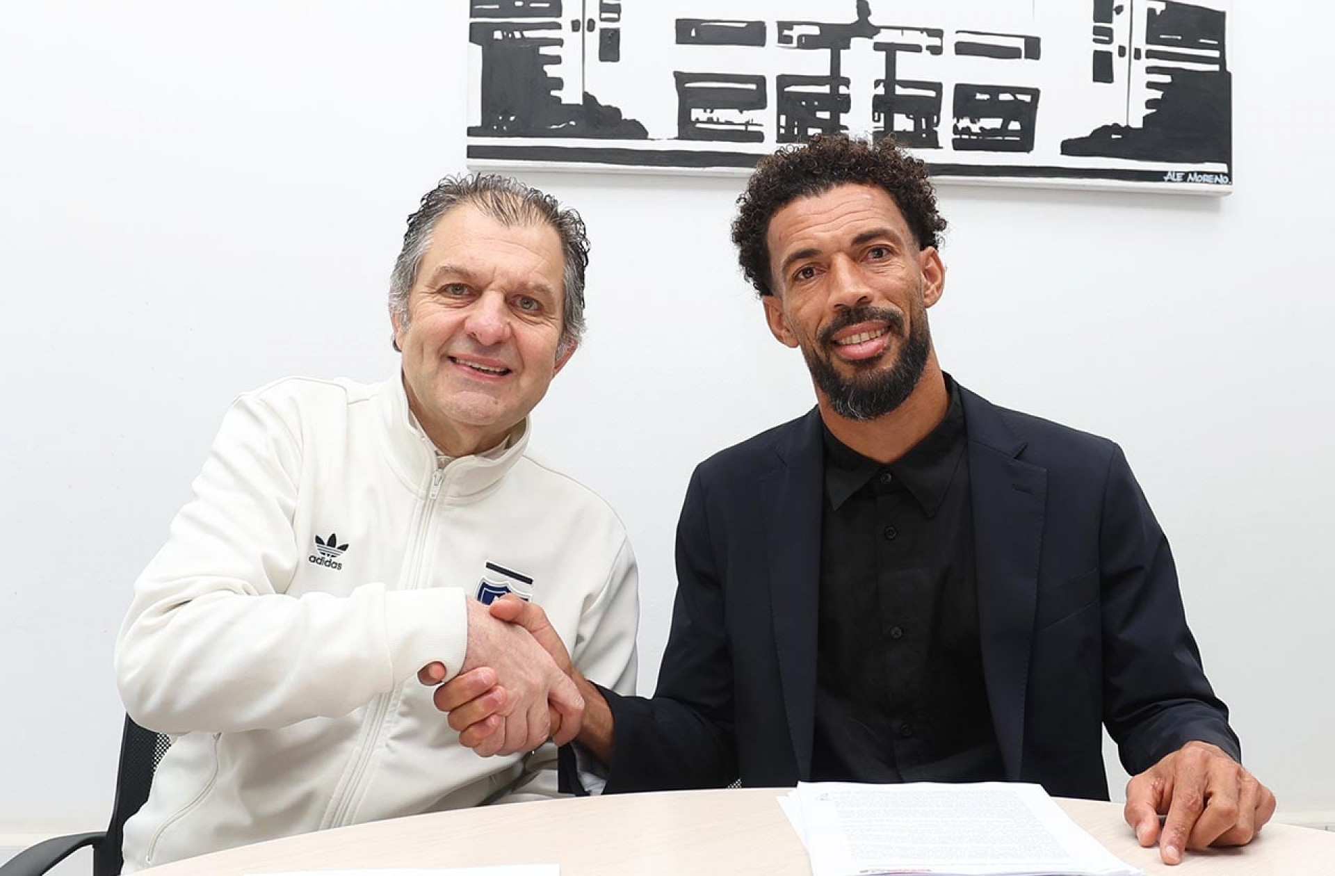 Vozinha encerra novela e assina contrato com o Colo-Colo