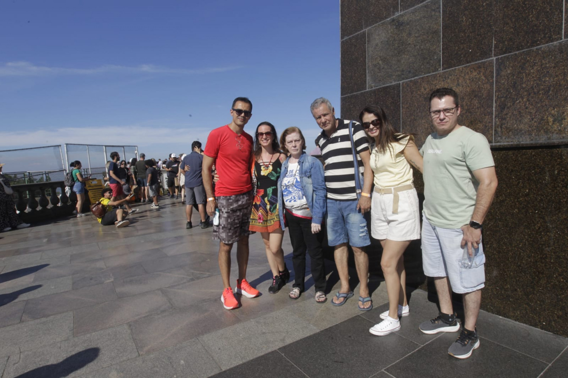 Evangelina Oliveira visitou o Cristo Redentor com a família, nesta segunda-feira - Reginaldo Pimenta / Agência O DIA