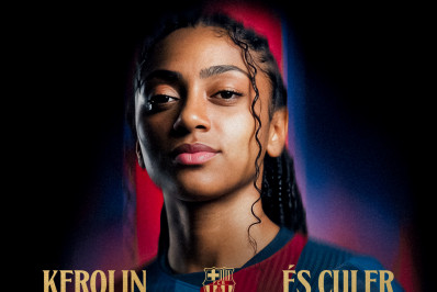 Barcelona confirma a contratação de atacante brasileira