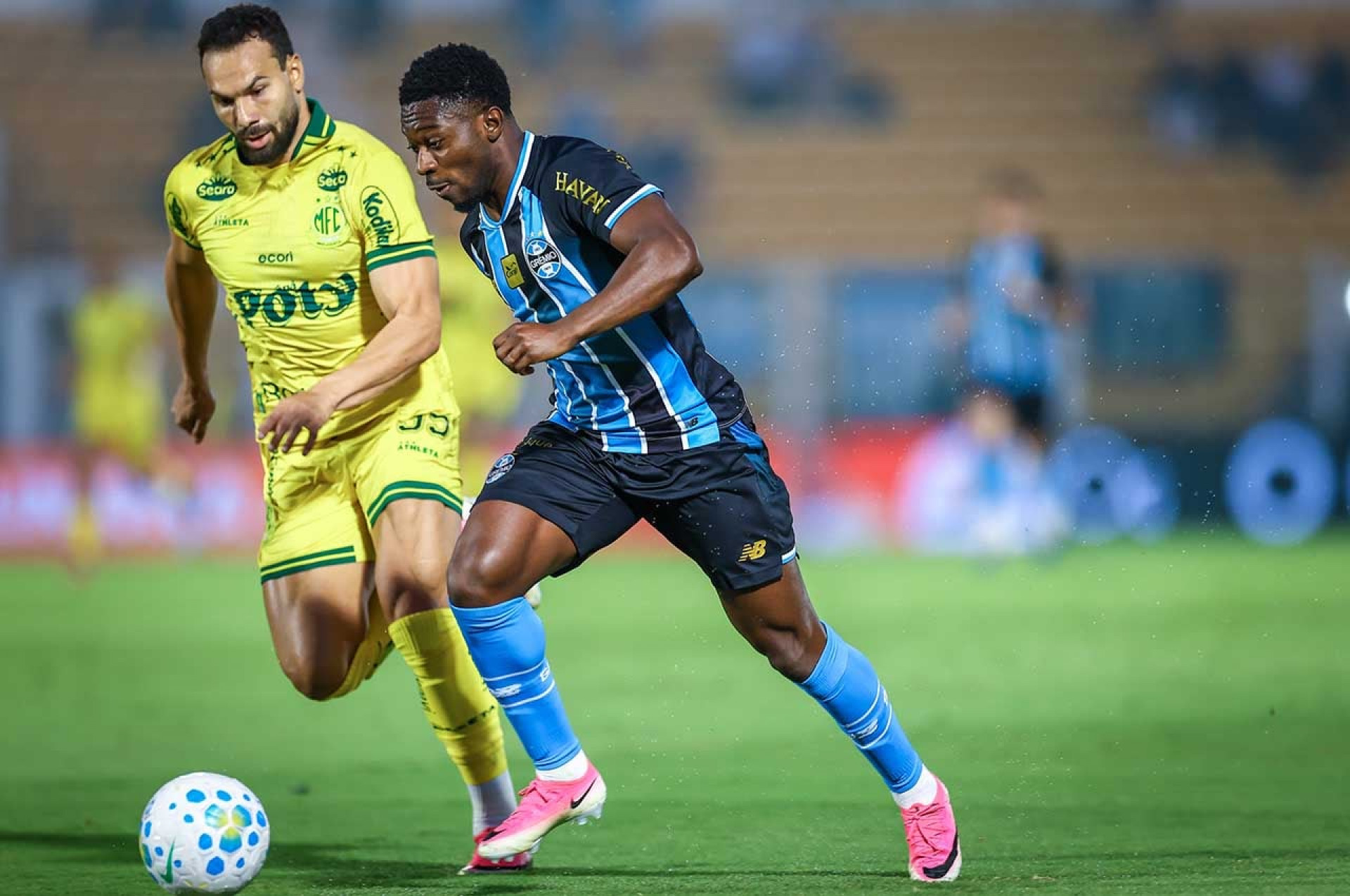 Gr&ecirc;mio x Mirassol: onde assistir, escala&ccedil;&otilde;es e arbitragem