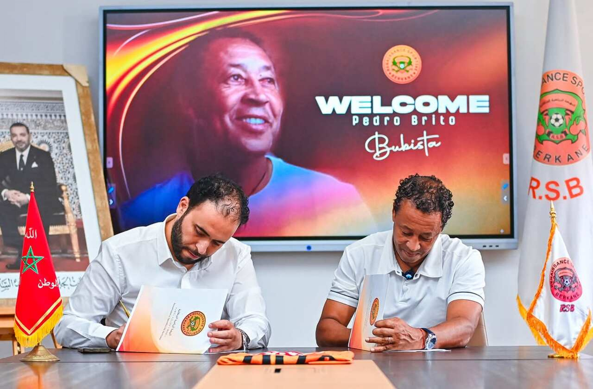 Ap&oacute;s sucesso na Copa, Bubista deixa sele&ccedil;&atilde;o de Cabo Verde e assume time do Marrocos