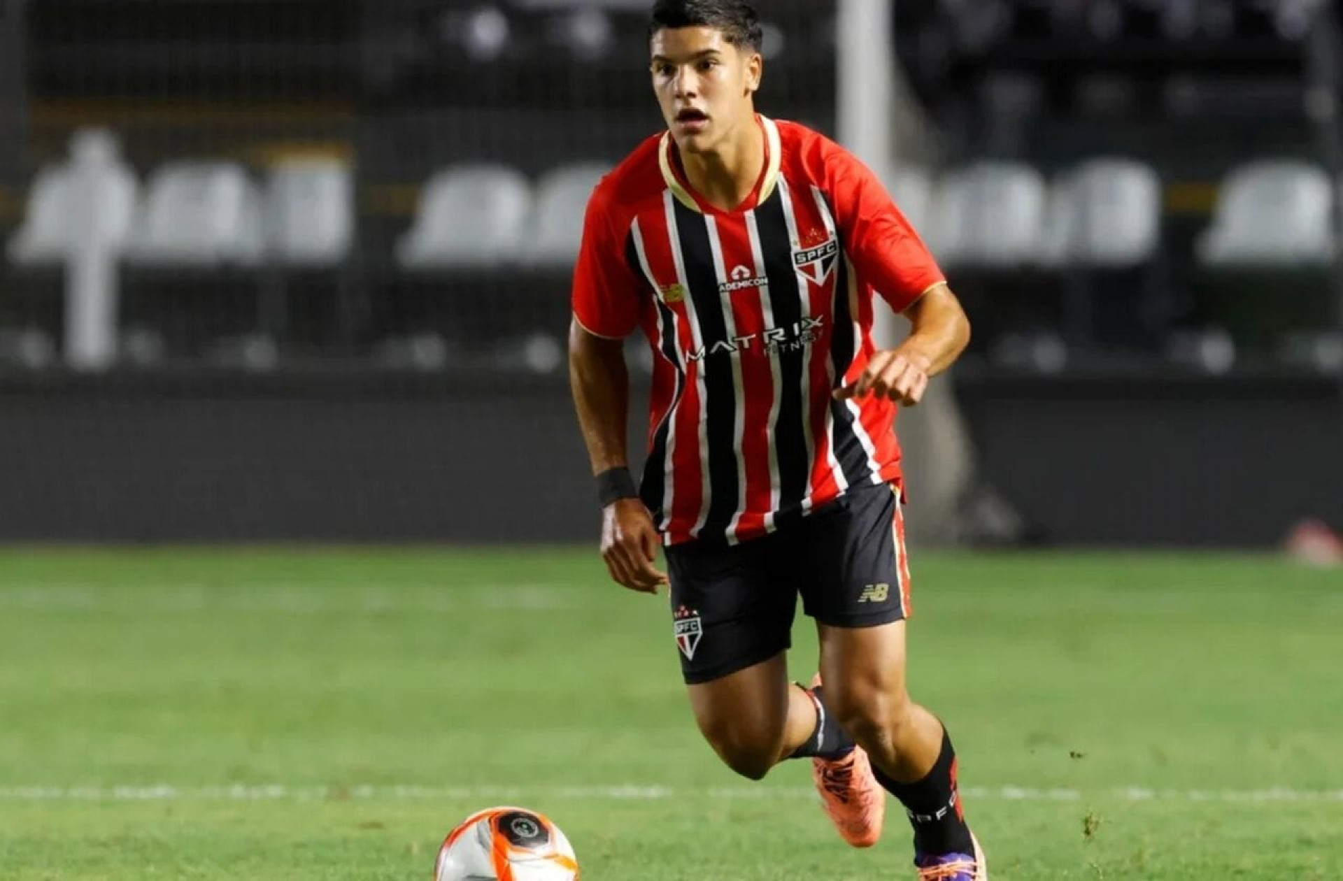 Jogador do S&atilde;o Paulo responder&aacute; em liberdade; veja medidas
