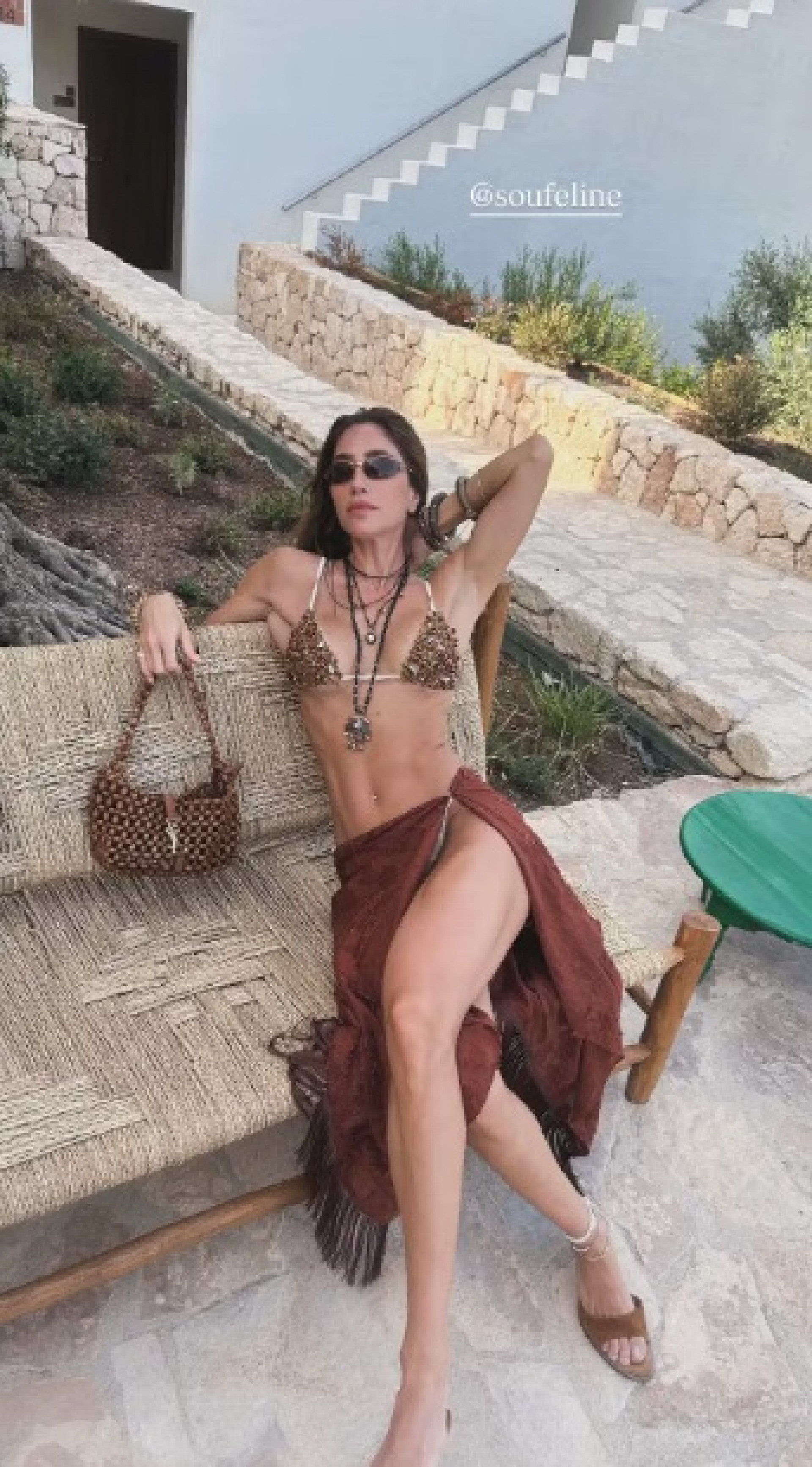 Romana Novais aposta em biquíni de pedras e conchas durante férias em Ibiza - Reprodução Instagram