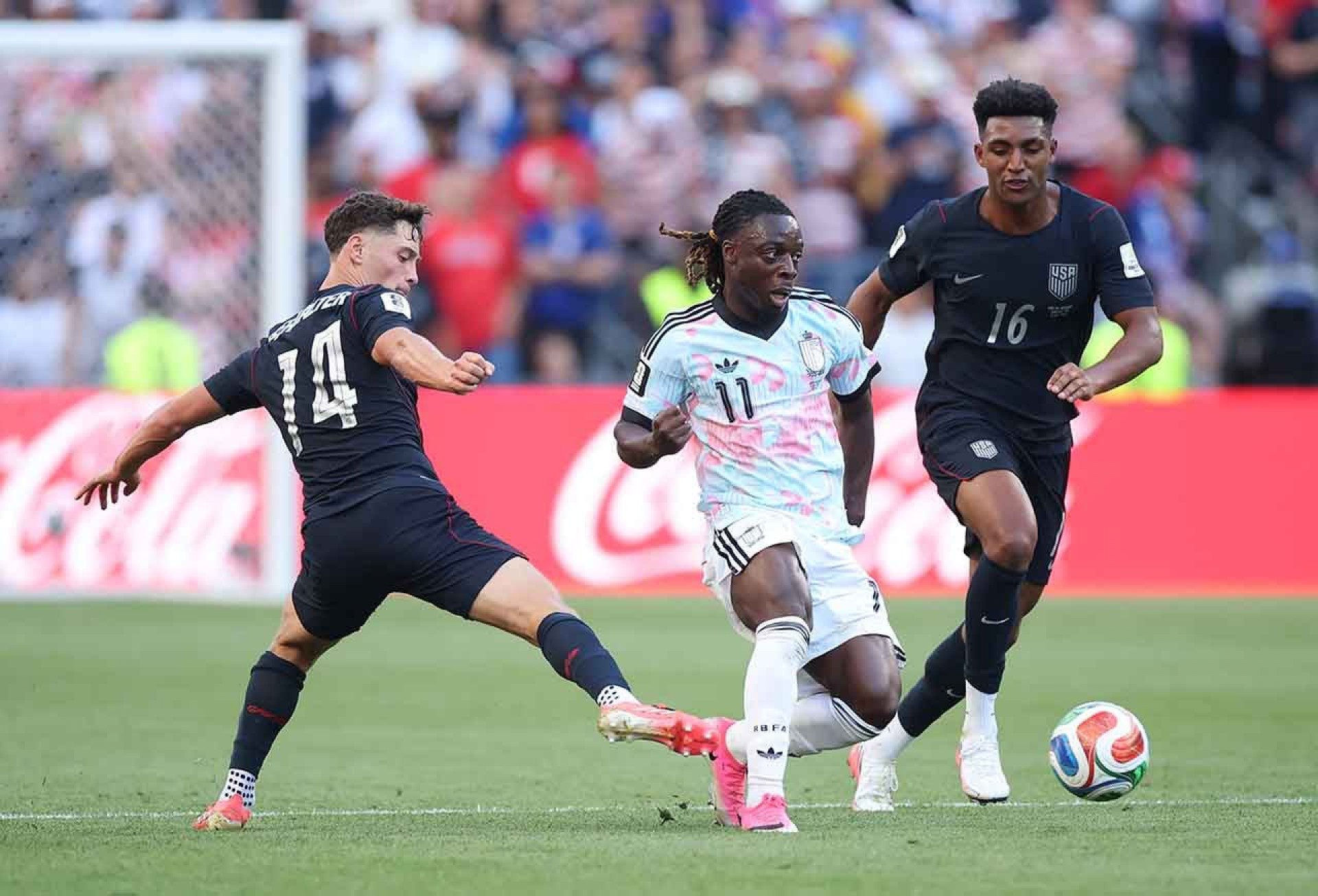 Doku usou subst&acirc;ncia proibida na Copa ap&oacute;s autoriza&ccedil;&atilde;o da Fifa