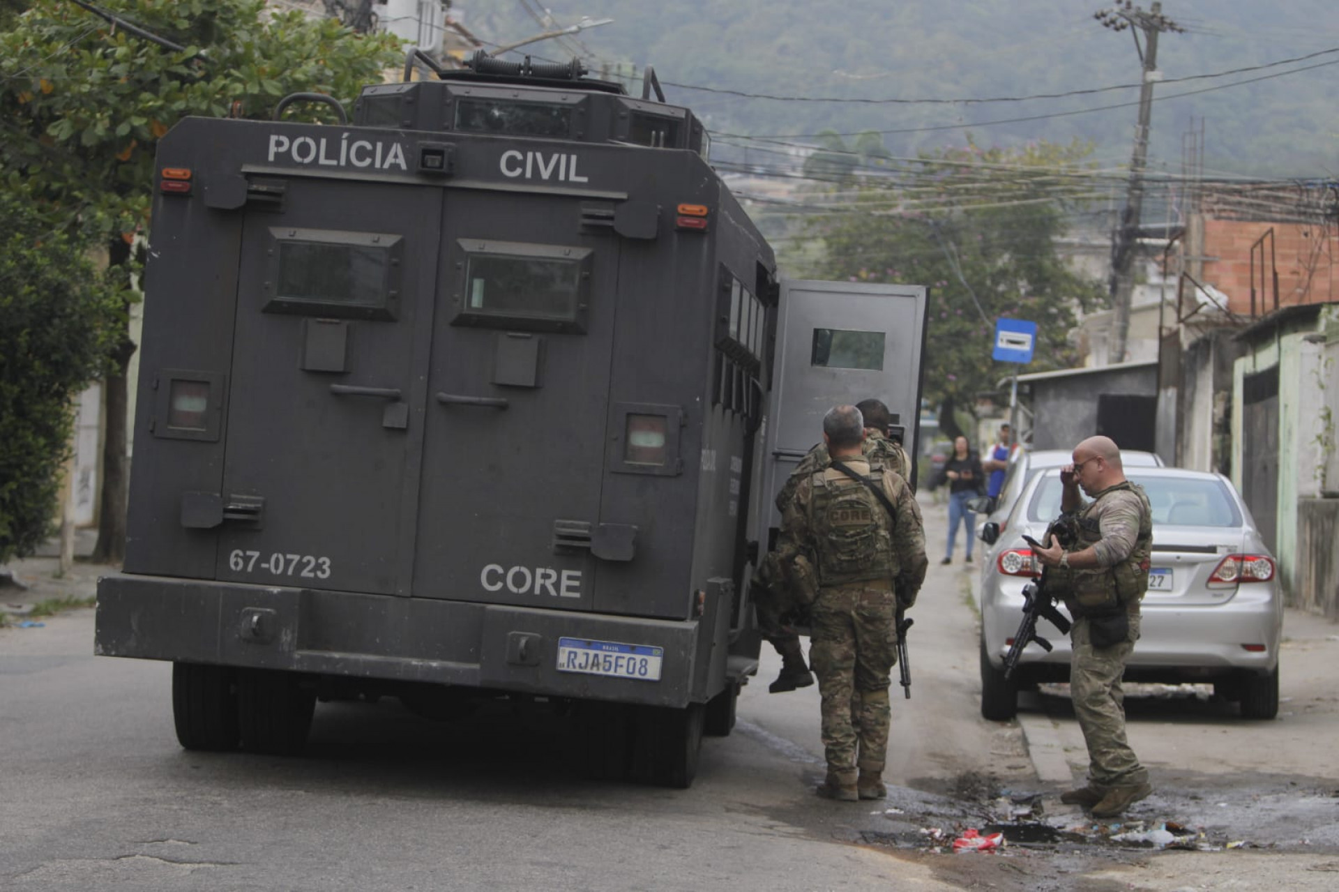 Blindados da Polícia Civil foram utilizados em Água Santa - Reginaldo Pimenta / Agência O Dia