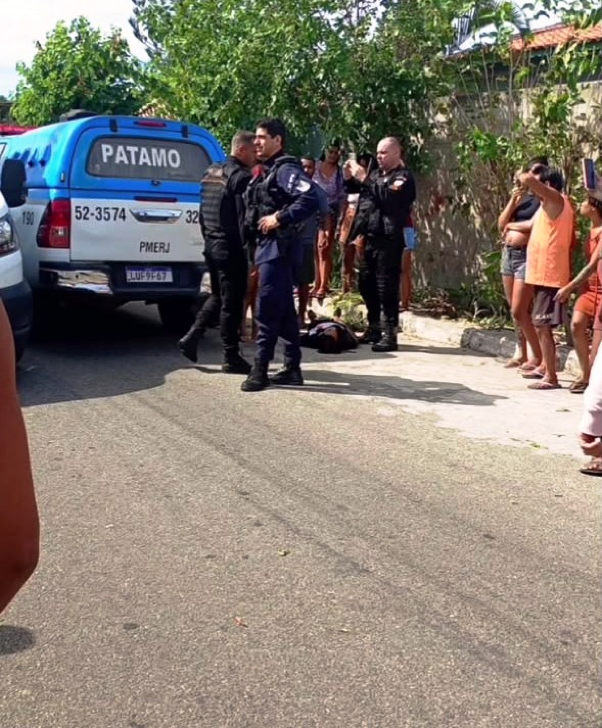 Crime aconteceu no bairro Sítio Quissamã, mobilizou equipes de resgate e segurança e será investigado como tentativa de homicídio