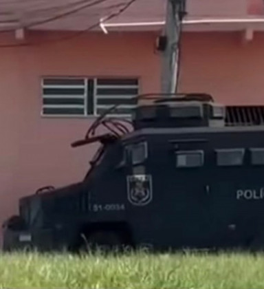 Caveirão ocupa Sítio Quissamã após ataque a tiros e reforça segurança no bairro