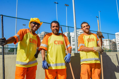 Clin moderniza uniformes e reforça cuidado com a saúde dos garis