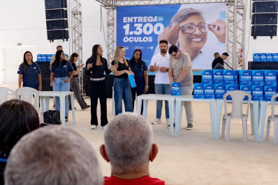 Visão Caxiense faz entrega de mais de mil óculos gratuitamente