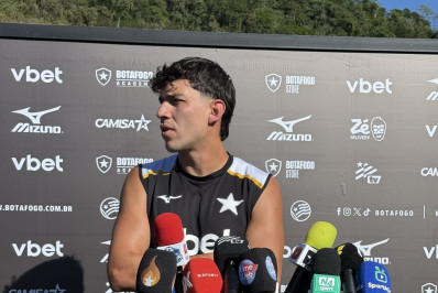 Ferraresi está confiante em permanência no Botafogo: 'Faltam detalhes'