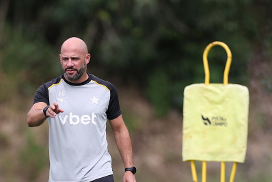 Franclim admite querer mais reforços para o Botafogo; saiba quantos