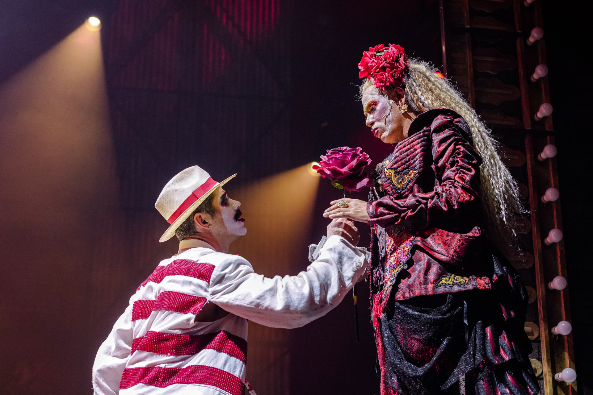  Jos&eacute; Loreto e Val&eacute;ria Barcellos integram o elenco da '&Oacute;pera do Malandro' - Adriano Dória / Divulgação