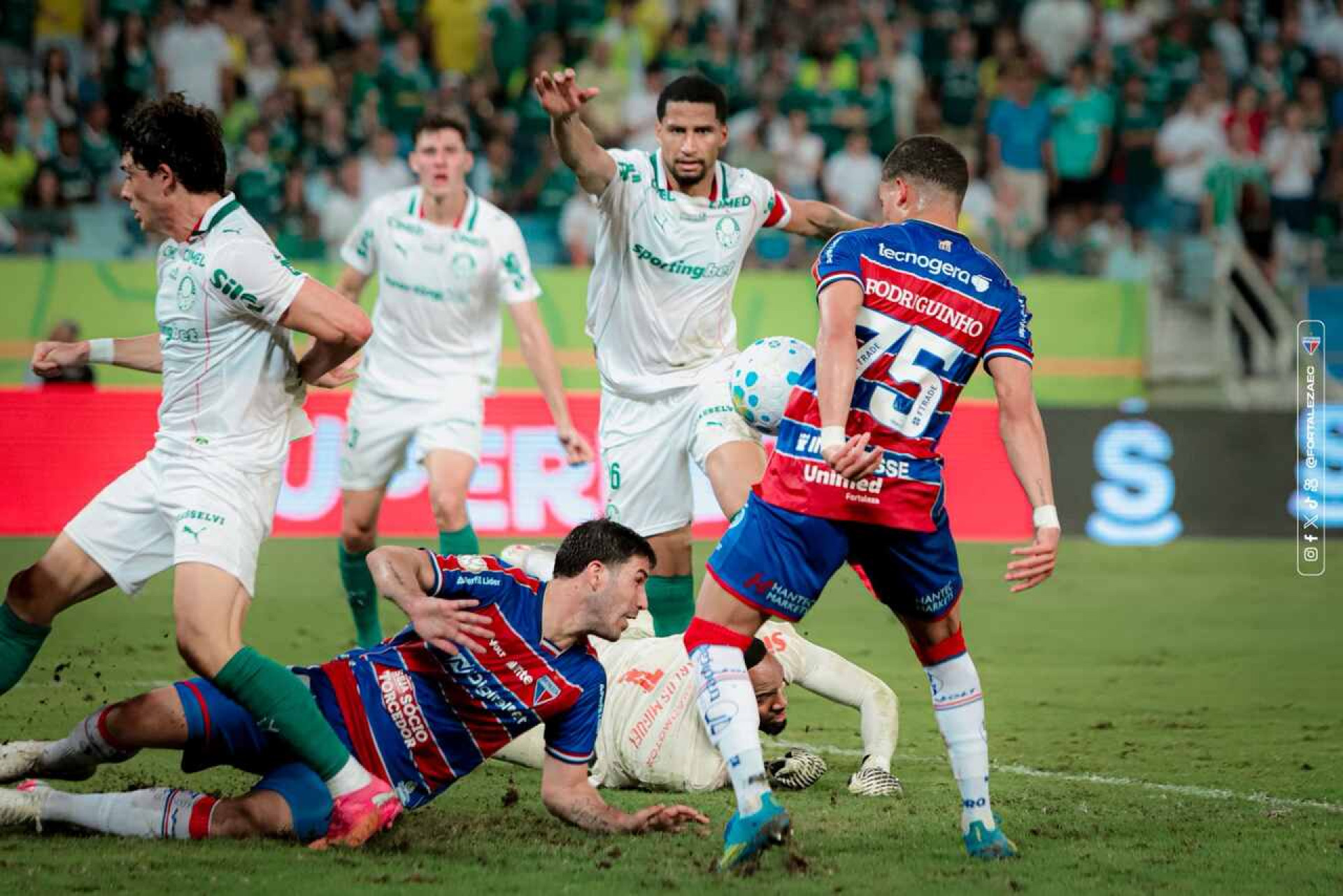 Palmeiras perde para o Fortaleza, mas avan&ccedil;a &agrave;s quartas da Copa do Brasil