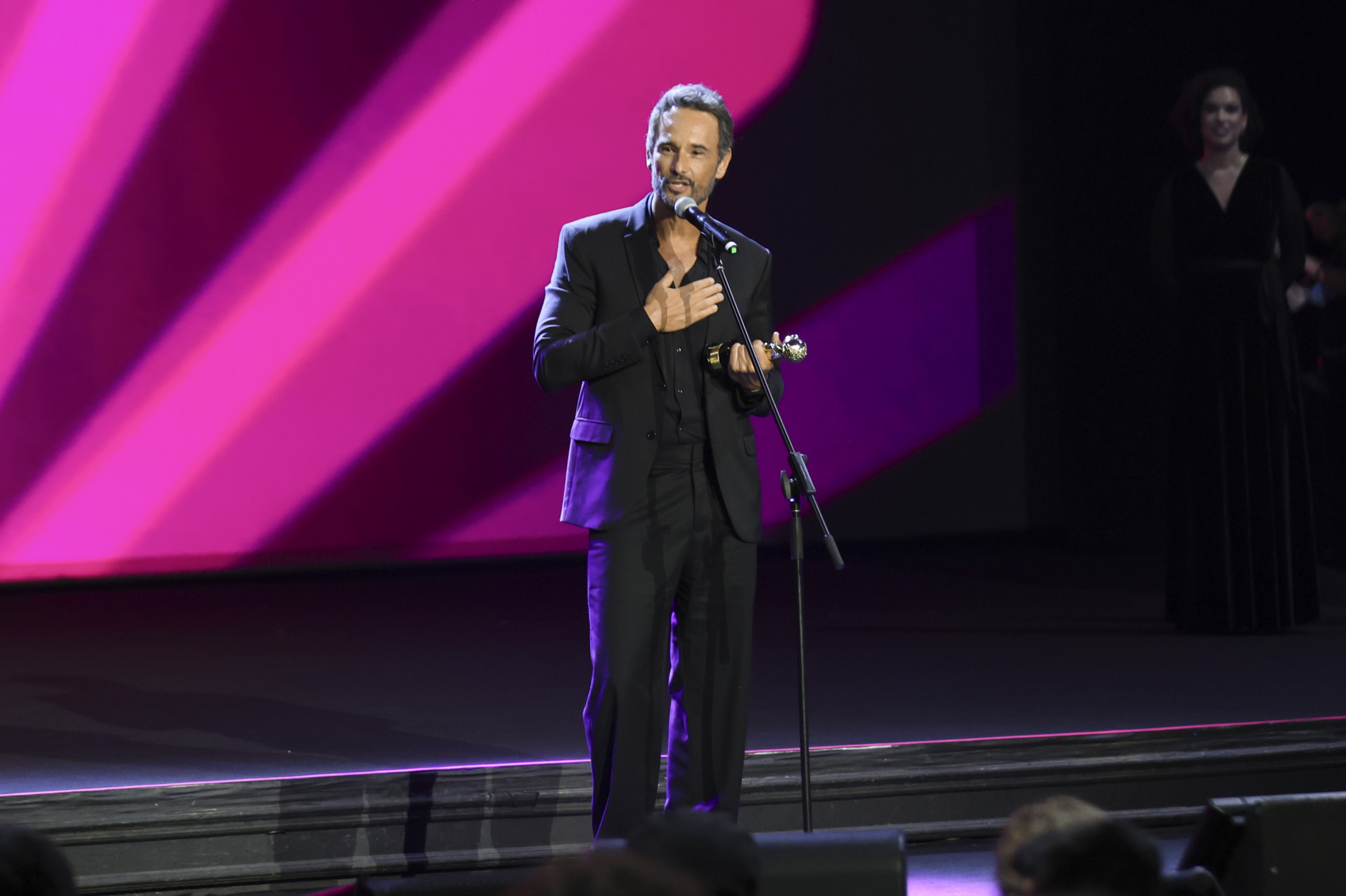 Rodrigo Santoro conquista o prêmio de Melhor Ator Coadjuvante  - R2 Foto / Divulgação