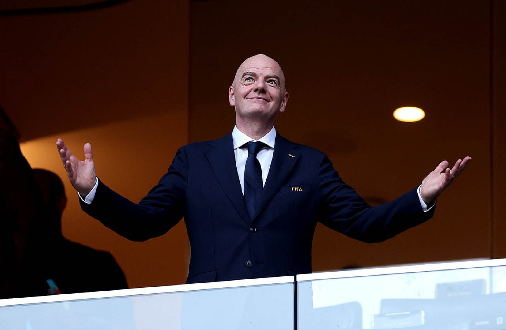 Fifa tenta conter crise e reafirma confian&ccedil;a em Gianni Infantino