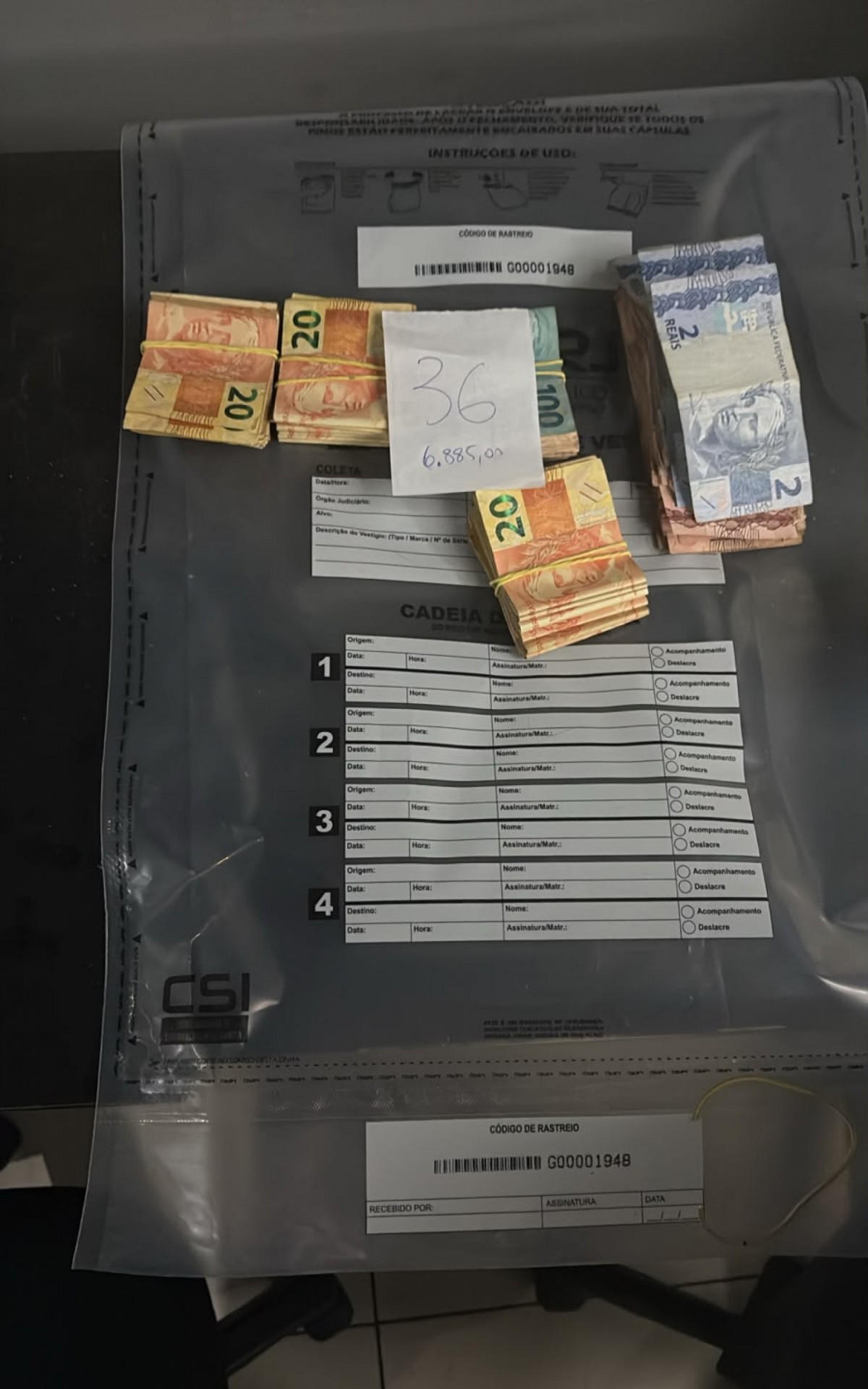 Dinheiro apreendido em operação contra nova cúpula do jogo do bicho - Divulgação/MPRJ