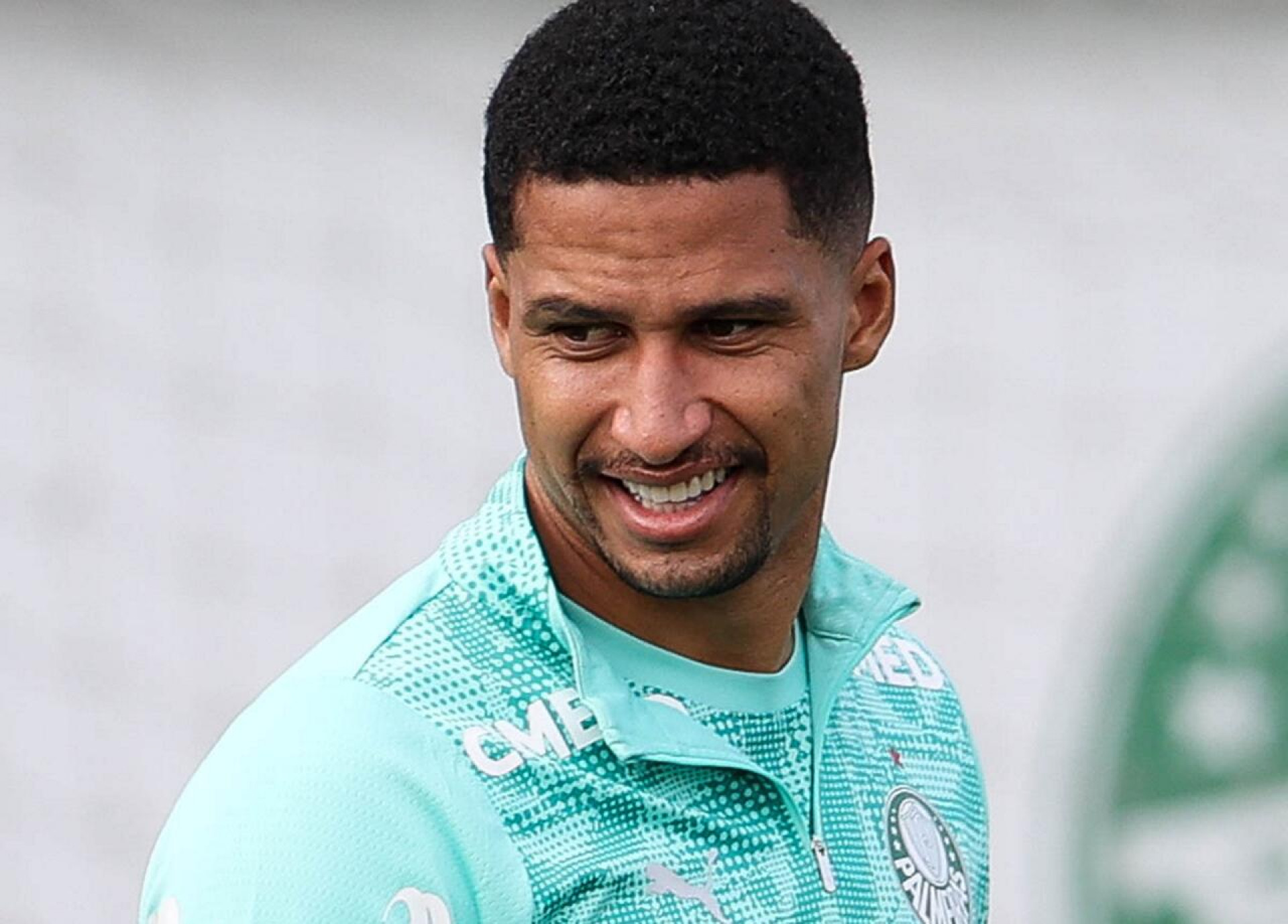Murilo celebra vaga, mas pede aten&ccedil;&atilde;o ao Palmeiras: “Cabe&ccedil;a no lugar”