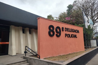 Homem é preso com 83 kg de skunk na Via Dutra, em Resende