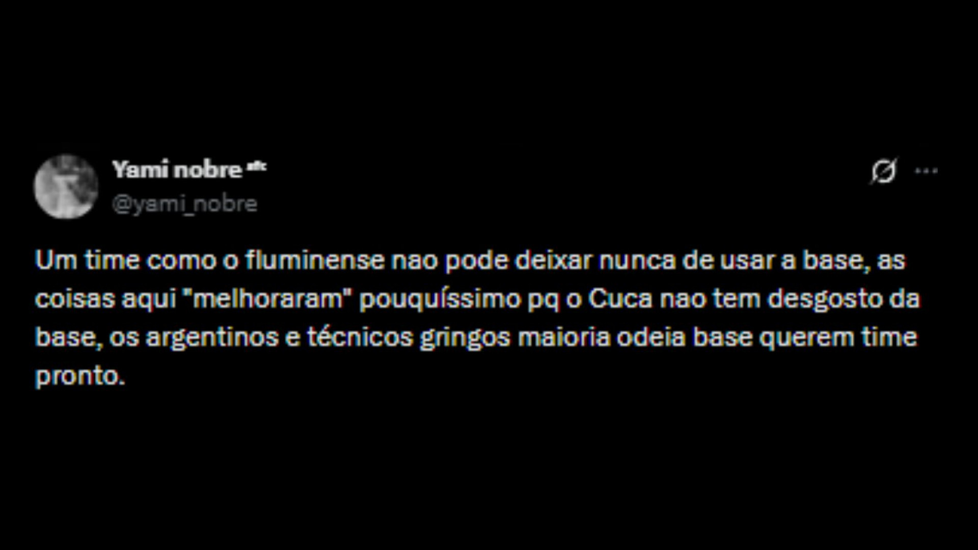 Torcedores nas redes sociais concordando com crítica de Roger Flores sobre Luis Zubeldía não usar a base - Reprodução/X @yami_nobre