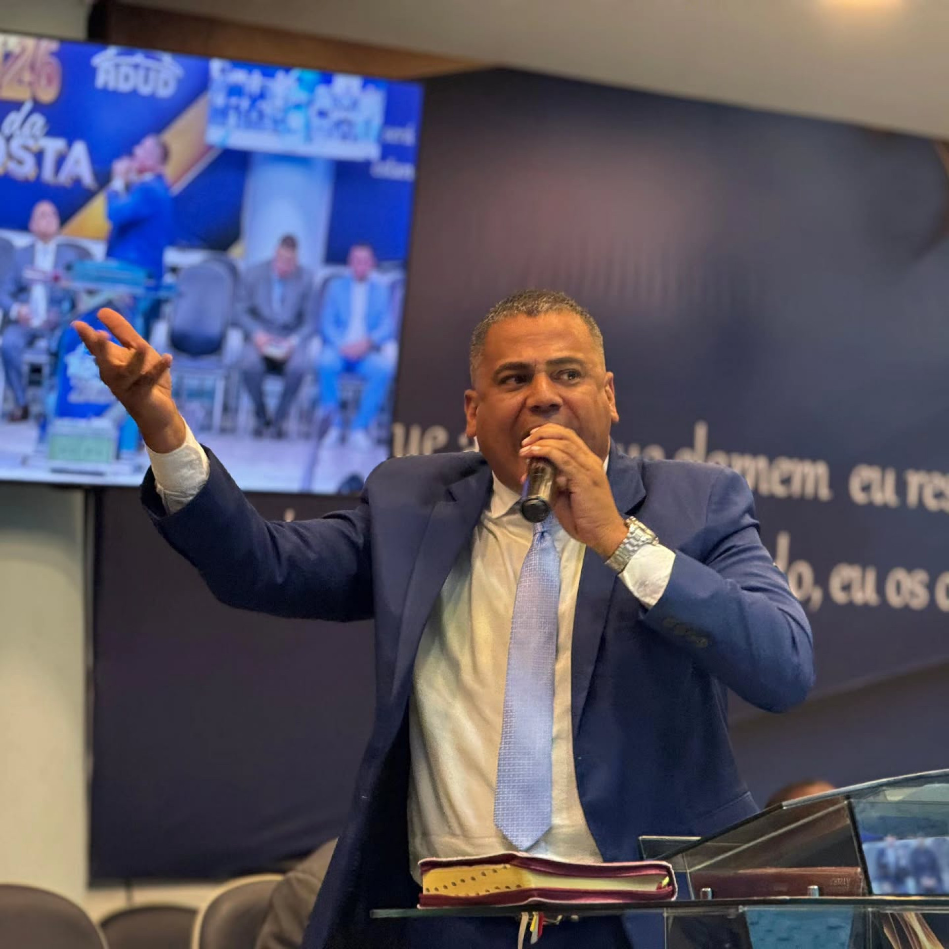 Pastor Diego largou a vida no tráfico e buscou saída na religião - Reprodução / Redes Sociais