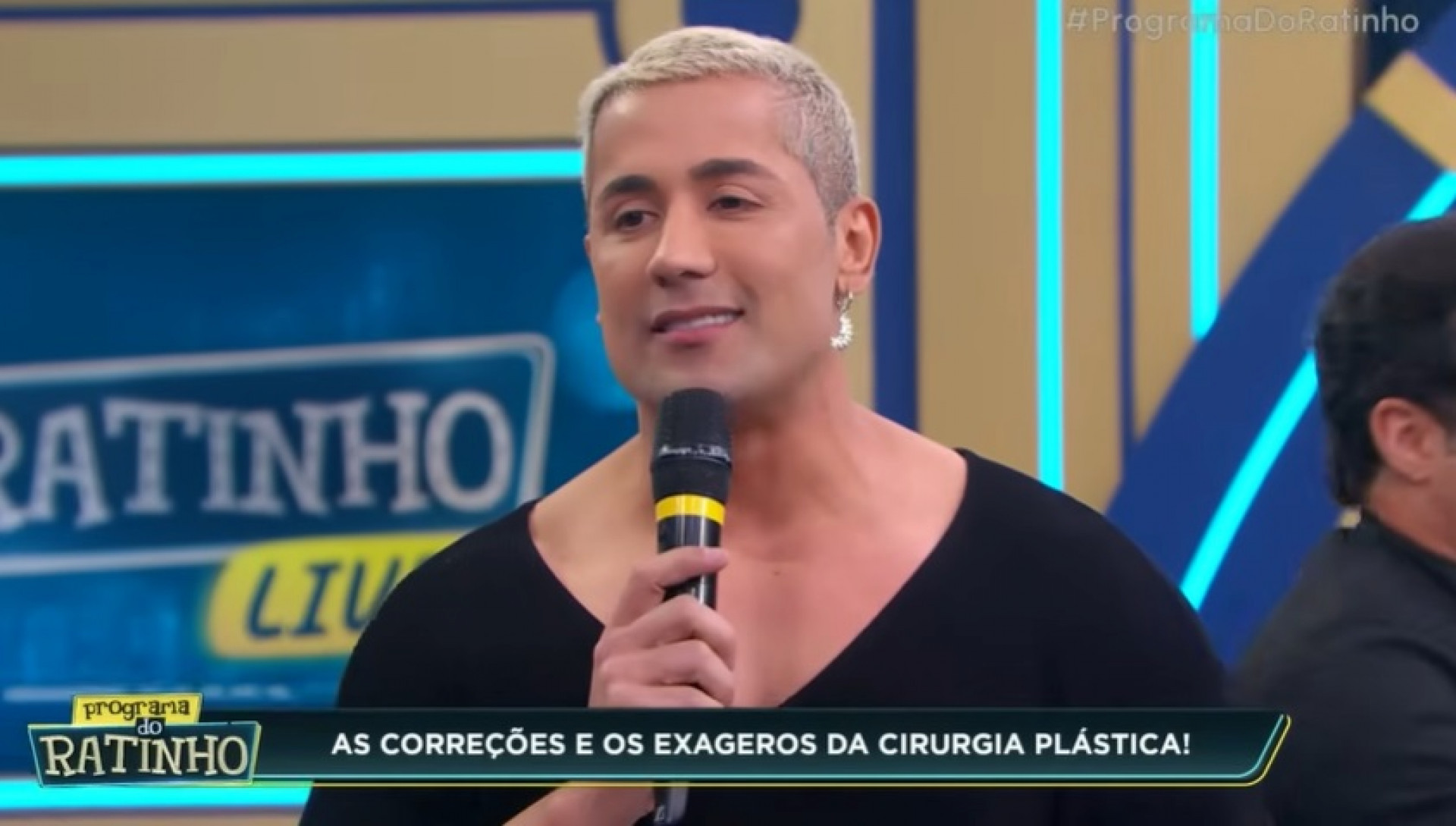 Tiago, da dupla com Hugo, participou do 'Programa do Ratinho' - Reprodução de vídeo