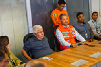 Gabinete de crise monitora ventos fortes e mantém aulas suspensas na Costa Verde