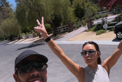 Lewis Hamilton mostra momentos com Kim Kardashian em novas fotos