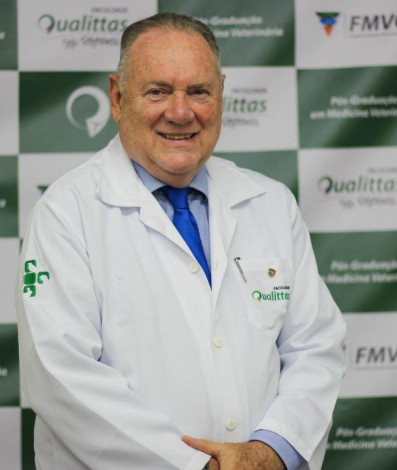  m&eacute;dico-veterin&aacute;rio Francis Flosi, diretor-geral da Faculdade Qualittas - Divulga&ccedil;&atilde;o/ Qualittas