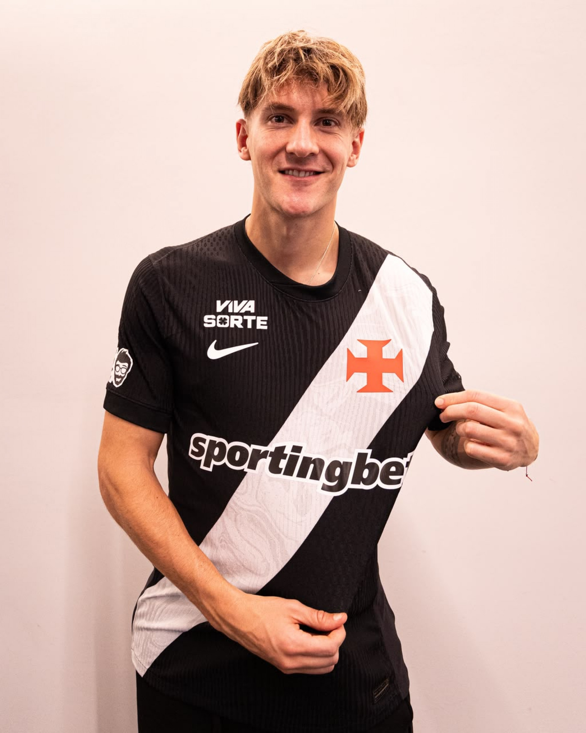 Facundo Colidio vestirá a camisa 9 do Vasco