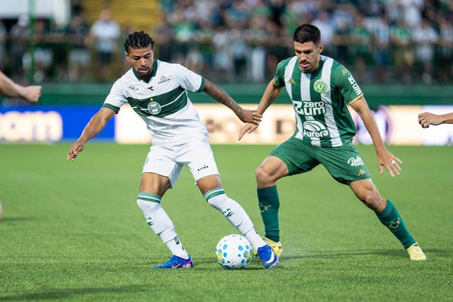 Coritiba x Chapecoense: onde assistir, escala&ccedil;&otilde;es e arbitragem
