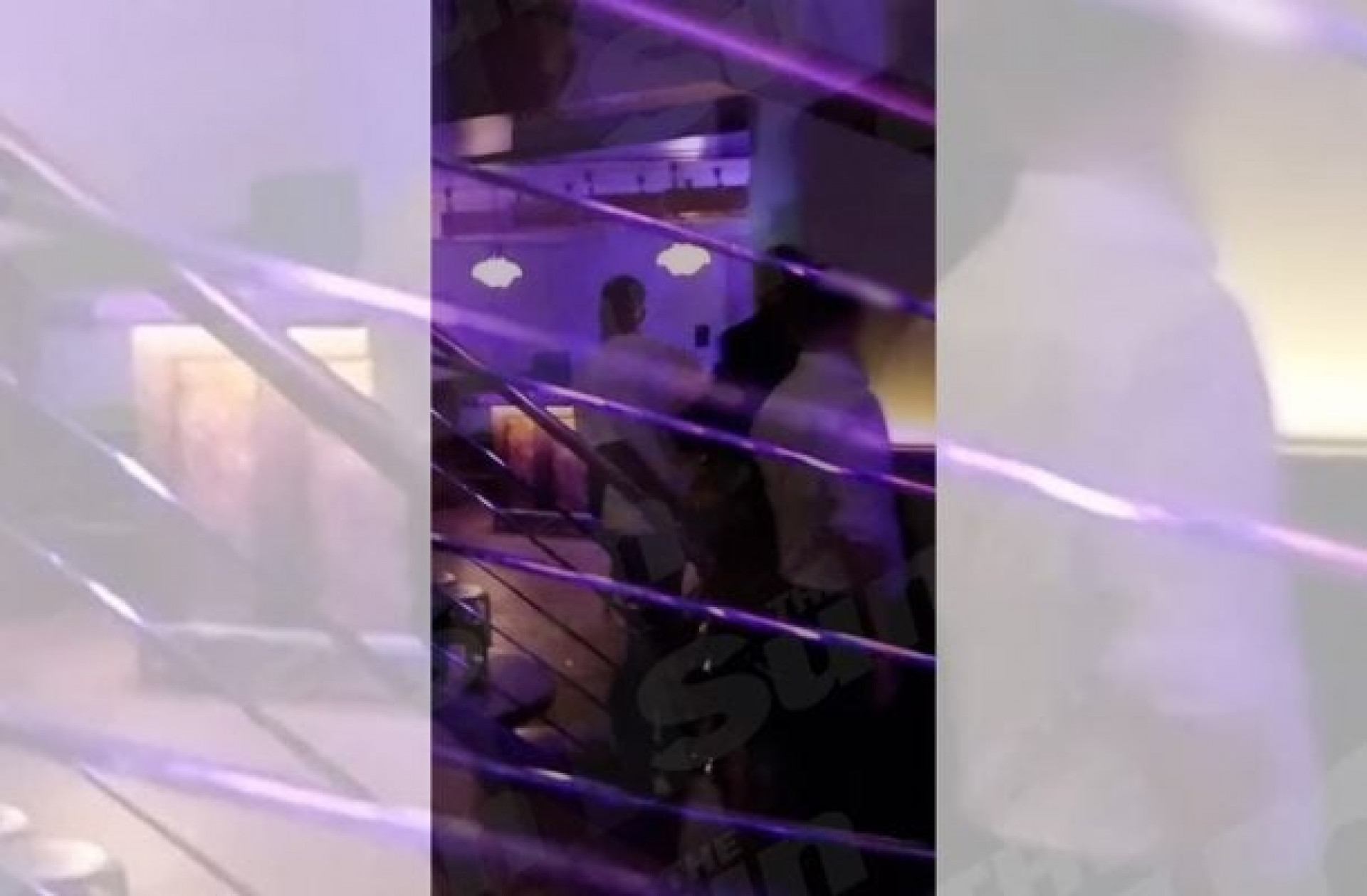 Atacante da sele&ccedil;&atilde;o inglesa &eacute; formalmente acusado de agress&atilde;o por briga em boate